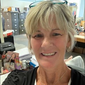 Meet your Posher, Julie